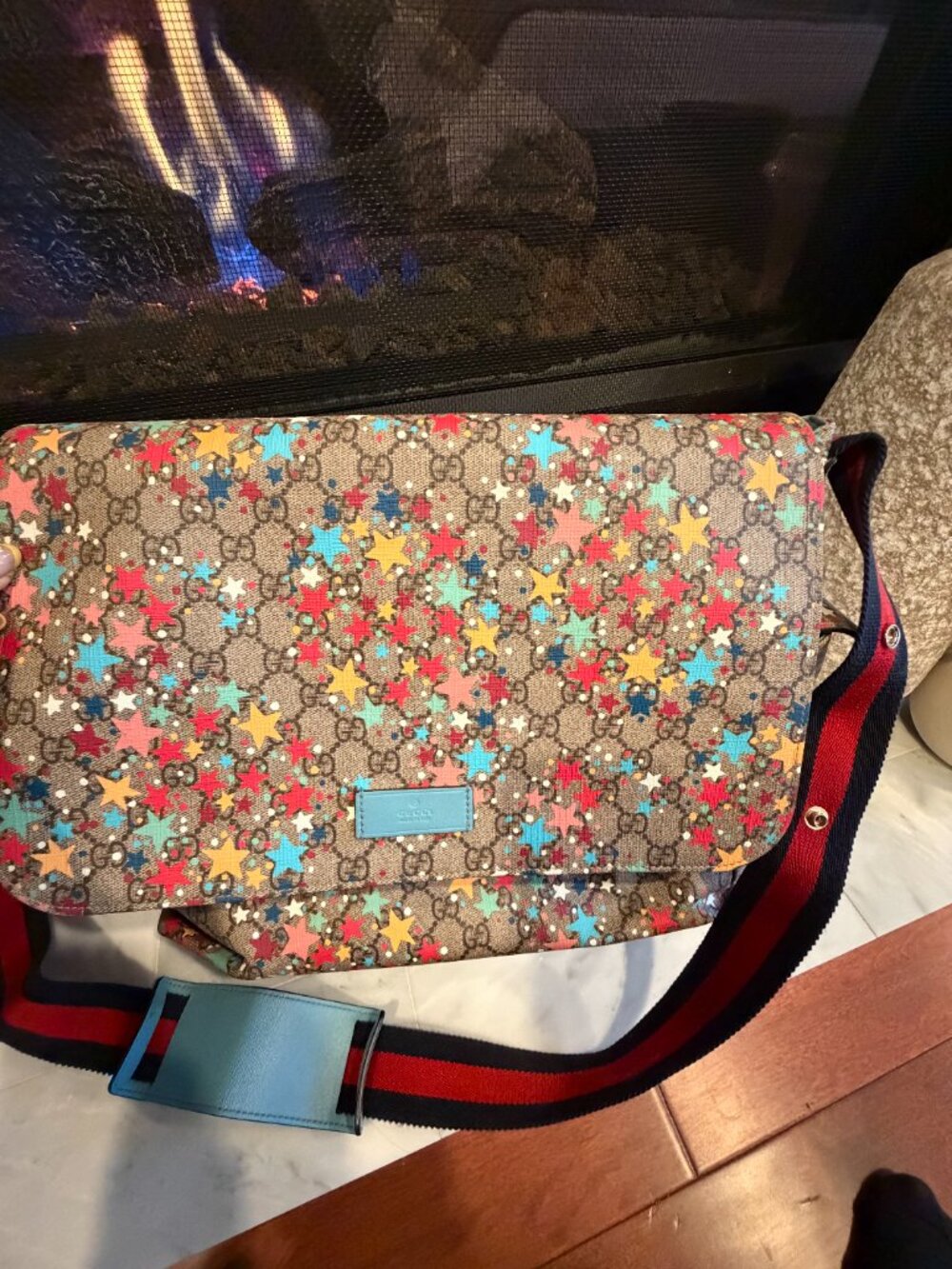 Gucci GG Supreme Star Print Diaper Bag / Messenger Bag - Picture 2 of 12